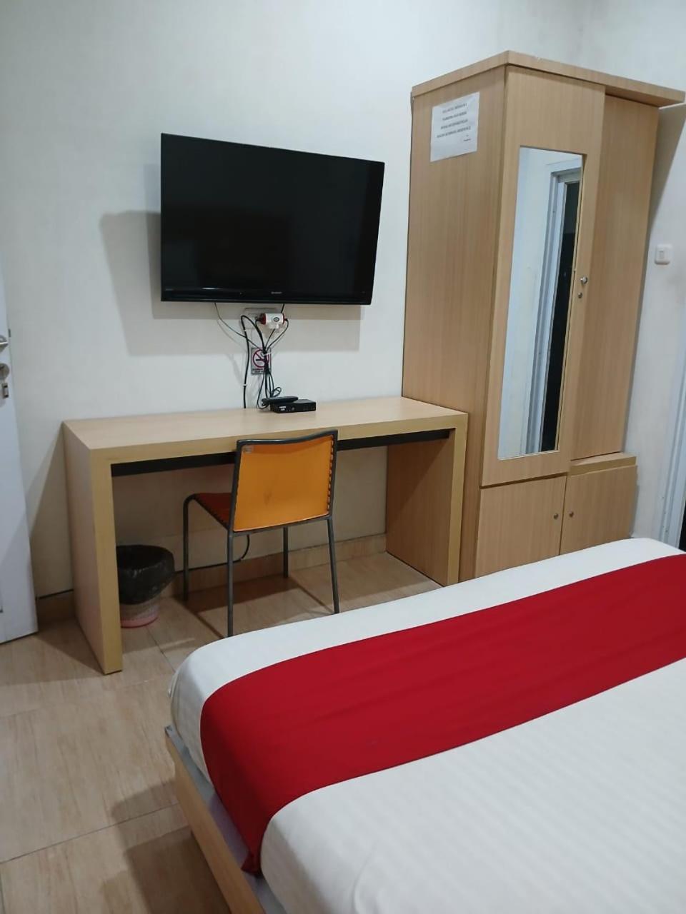 Macan Kumbang Residence Palembang Exterior foto