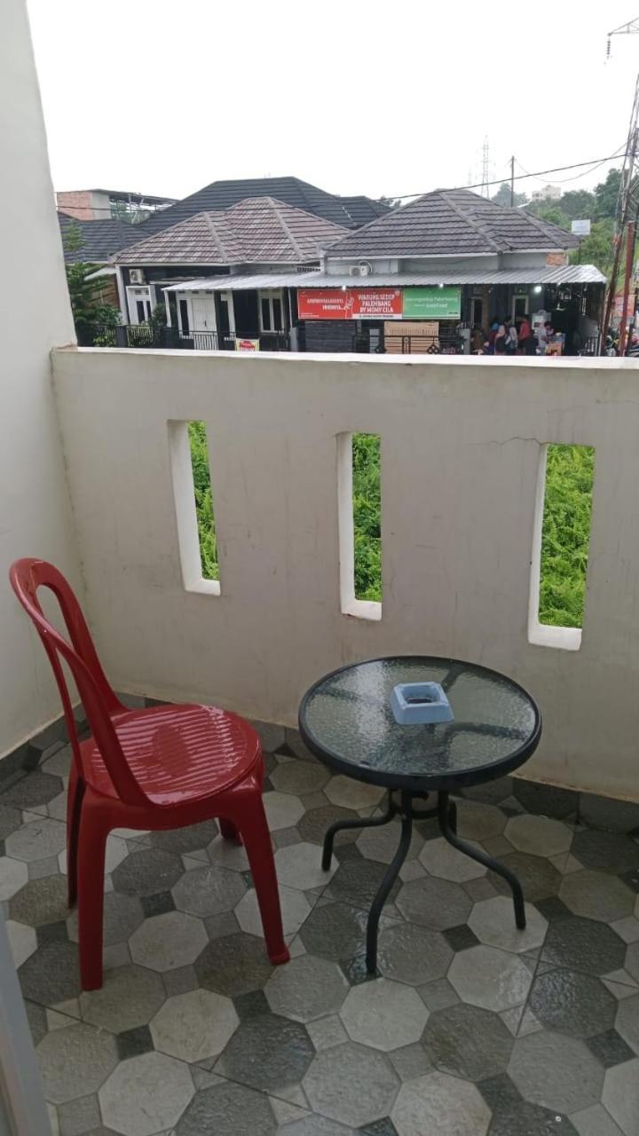Macan Kumbang Residence Palembang Exterior foto